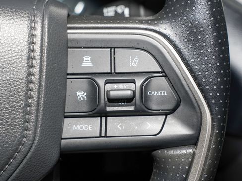 Used 2025 Toyota Tundra SR5 w/ SR5 Convenience Package AWD/4WD image 31