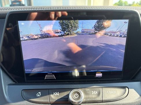 Used 2020 Chevrolet Blazer LT AWD/4WD image 12