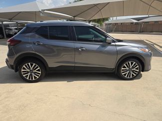 Used 2024 Nissan Kicks SV FWD video 2