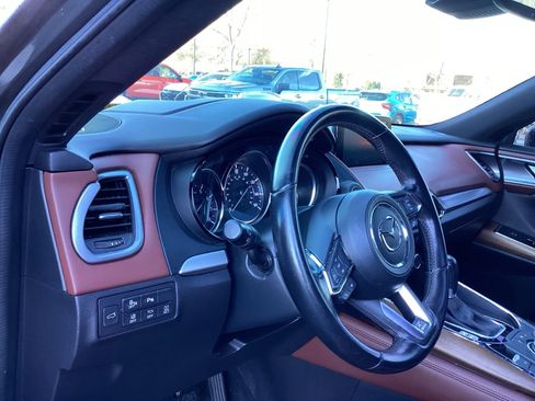 Used 2016 MAZDA CX-9 Signature image 9