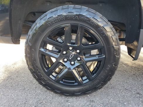 Used 2021 Chevrolet Silverado 1500 LT Trail Boss w/ Convenience Package II AWD/4WD image 5
