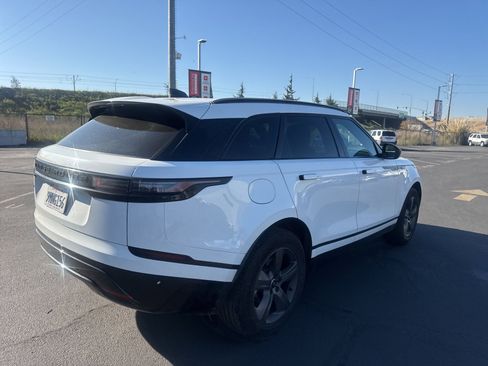 Used 2025 Land Rover Range Rover Velar Dynamic SE image 7
