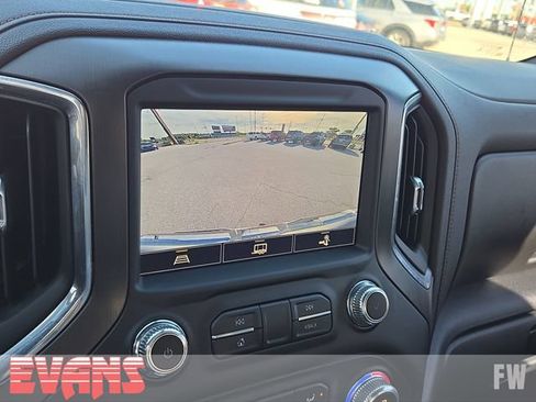 Used 2021 GMC Sierra 1500 AT4 w/ AT4 Value Package AWD/4WD image 10