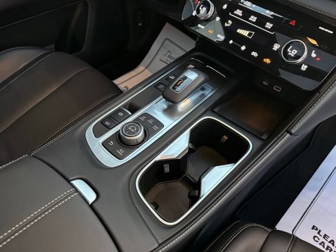Used 2025 INFINITI QX60 Luxe w/ Black Edition AWD/4WD image 23