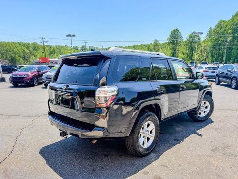 Used 2018 Toyota 4Runner SR5 Premium RWD image 4