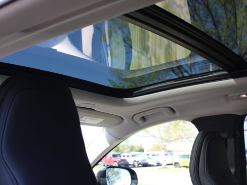 New 2025 Volvo XC60 T8 Plus w/ Protection Package Premier image 30