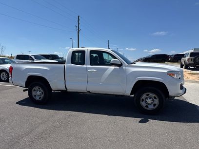 Used 2017 Toyota Tacoma SR w/ SR Convenience Package