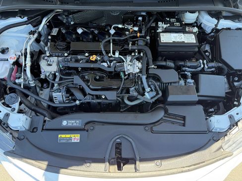 Used 2024 Toyota Corolla LE FWD image 32