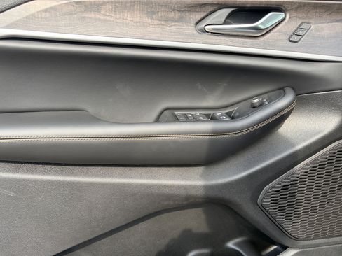 New 2026 Jeep Grand Cherokee Limited AWD/4WD image 14
