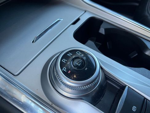 Used 2023 Ford Explorer Limited image 41