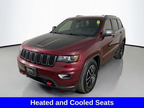 Used 2019 Jeep Grand Cherokee Trailhawk image 3