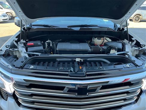 Used 2024 Chevrolet Silverado 1500 High Country w/ High Country Premium Package image 33