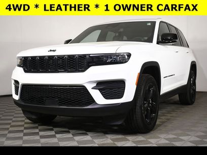 Used 2023 Jeep Grand Cherokee Altitude