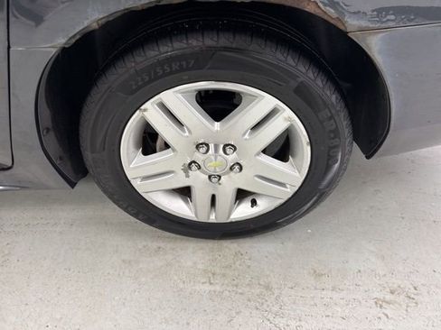 Used 2013 Chevrolet Impala LT w/ LT Sunroof Package image 7