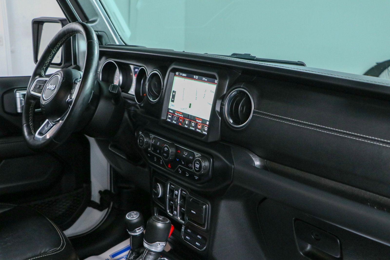 Used 2021 Jeep Wrangler Unlimited Sahara AWD/4WD image 27