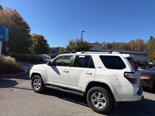 Used 2018 Toyota 4Runner SR5 Premium AWD/4WD image 5