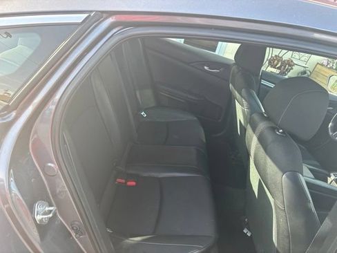 Used 2021 Honda Civic Sport image 18