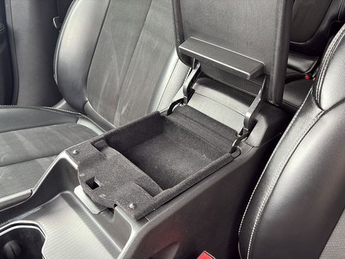 Used 2024 Jeep Grand Cherokee L Laredo image 20