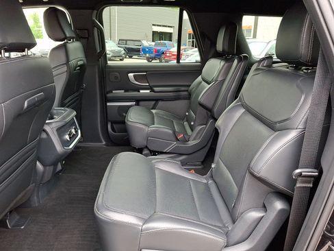 Certified 2025 Ford Expedition Max Platinum w/ Stealth Performance Package AWD/4WD image 13