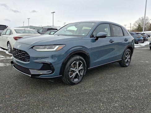 Certified 2024 Honda HR-V EX-L image 3