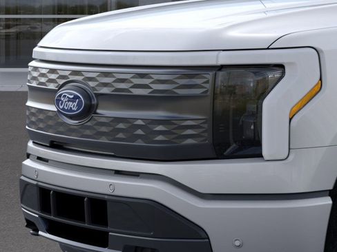 New 2025 Ford F150 Lightning Lariat image 17