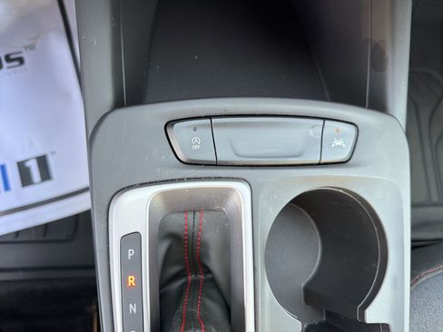 Used 2024 Chevrolet Trax RS w/ Driver Confidence Package image 17