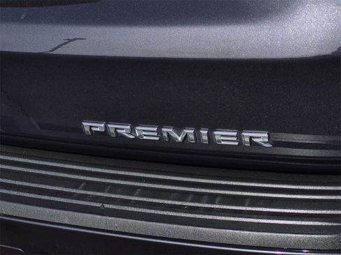 Certified 2025 Chevrolet Tahoe Premier image 10