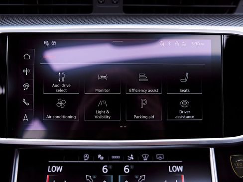 Used 2025 Audi RS 7 Performance AWD/4WD image 94