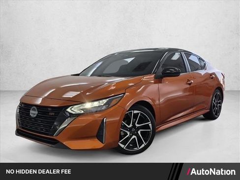 Used 2024 Nissan Sentra SR FWD image 1