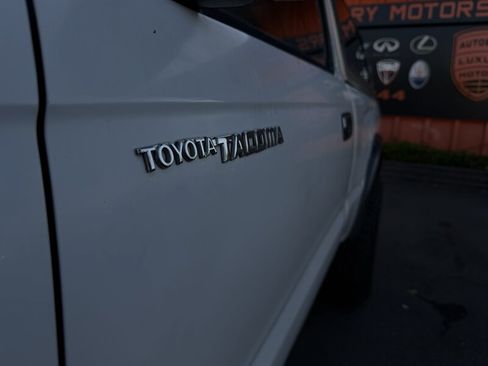Used 1999 Toyota Tacoma 4x4 Regular Cab image 8