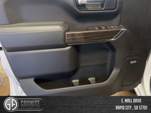 Used 2020 Chevrolet Silverado 1500 RST w/ All-Star Edition image 15