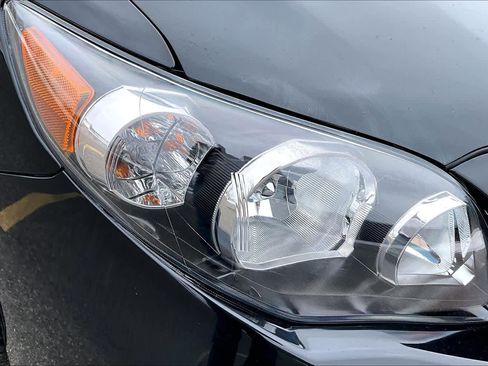 Used 2012 Toyota Corolla S image 27