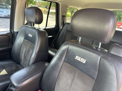 Used 2008 Chevrolet TrailBlazer SS w/ Sun And 6-Disc Cd Package AWD/4WD image 15
