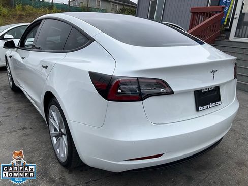 Used 2022 Tesla Model 3 Standard Range RWD image 87