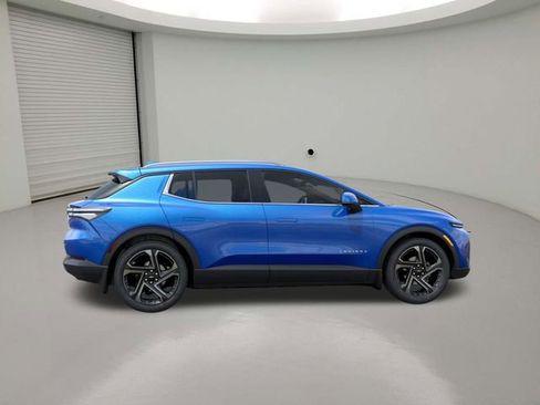 New 2026 Chevrolet Equinox EV LT image 5