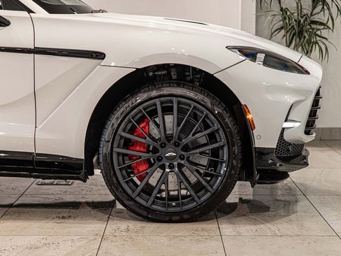 New 2026 Aston Martin DBX 707 image 10