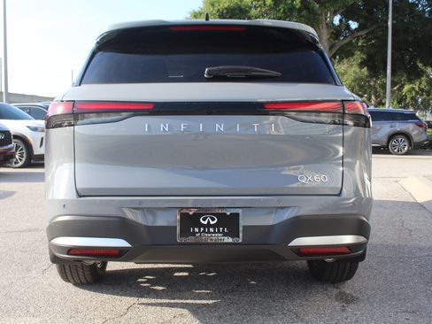 Used 2026 INFINITI QX60 Luxe w/ Cargo Package image 4