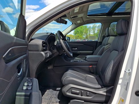 New 2026 Honda Pilot Touring image 6