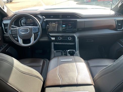 Used 2024 GMC Sierra 3500 Denali image 50