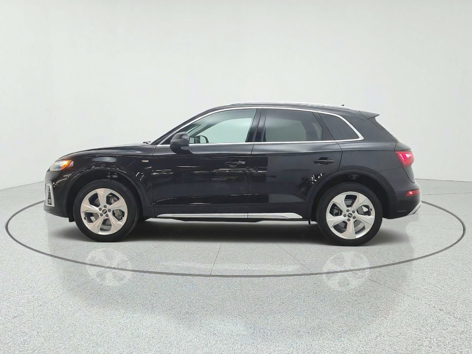 Used 2023 Audi Q5 2.0T Premium Plus AWD/4WD image 8