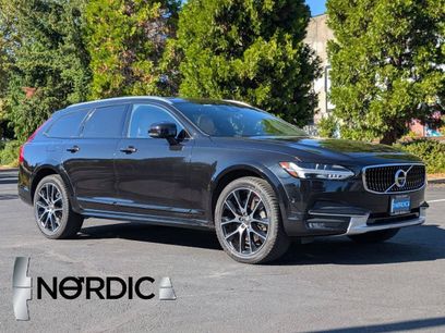 Used 2018 Volvo V90 T6 Cross Country w/ Convenience Package