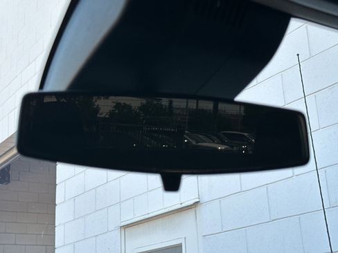 Used 2024 GMC Sierra 1500 Elevation image 24