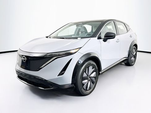 Used 2023 Nissan Ariya FWD image 3