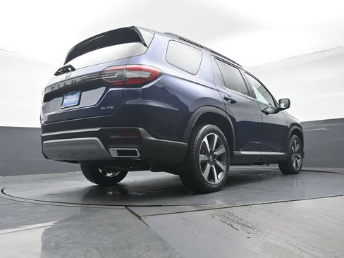 Certified 2023 Honda Pilot Elite image 39