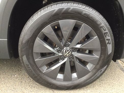 Used 2022 Volkswagen Taos S AWD/4WD image 45