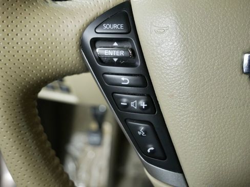 Used 2014 Nissan Murano SL w/ Navigation Package image 25