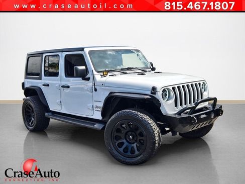 Used 2020 Jeep Wrangler Unlimited Sahara w/ Cold Weather Group AWD/4WD image 1