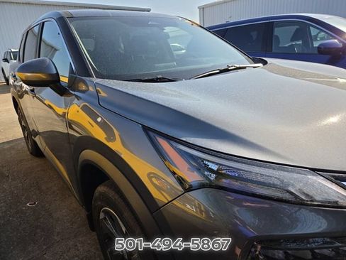 Used 2026 Nissan Rogue SV FWD image 6