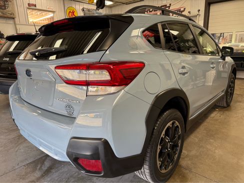 Used 2023 Subaru Crosstrek 2.0i Premium image 5