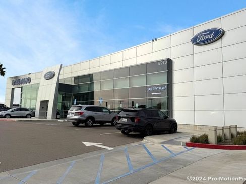 New 2026 Ford Maverick Lariat w/ Black Appearance Package AWD/4WD image 28